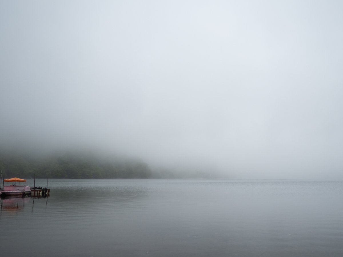 霧の榛名湖