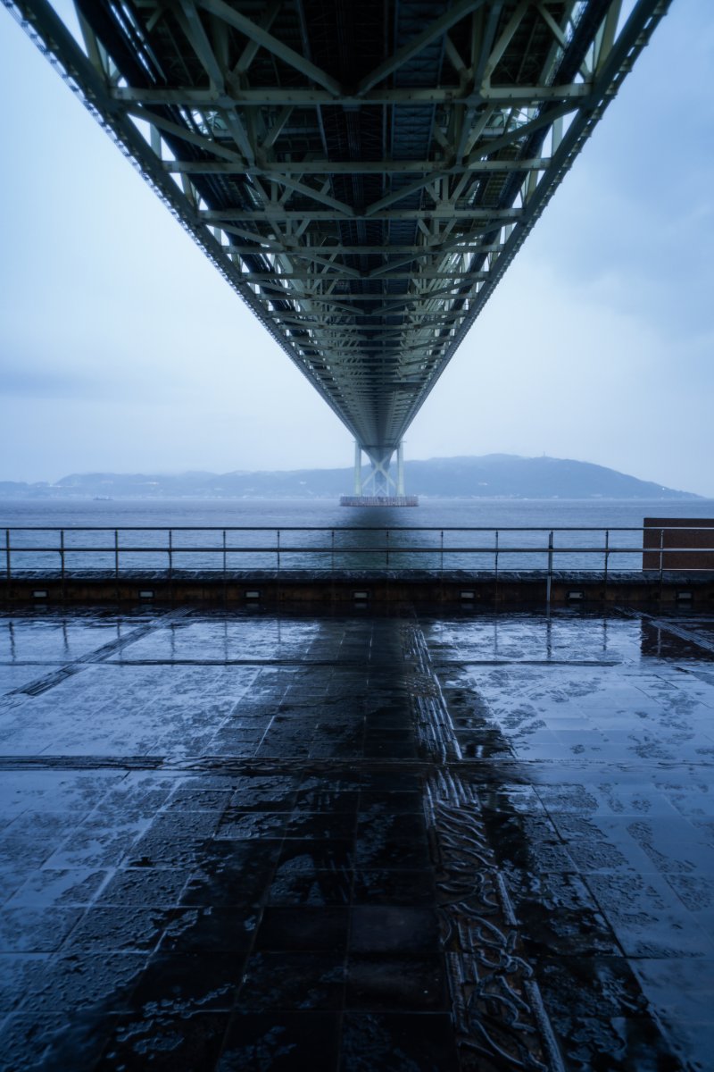 雨宿り